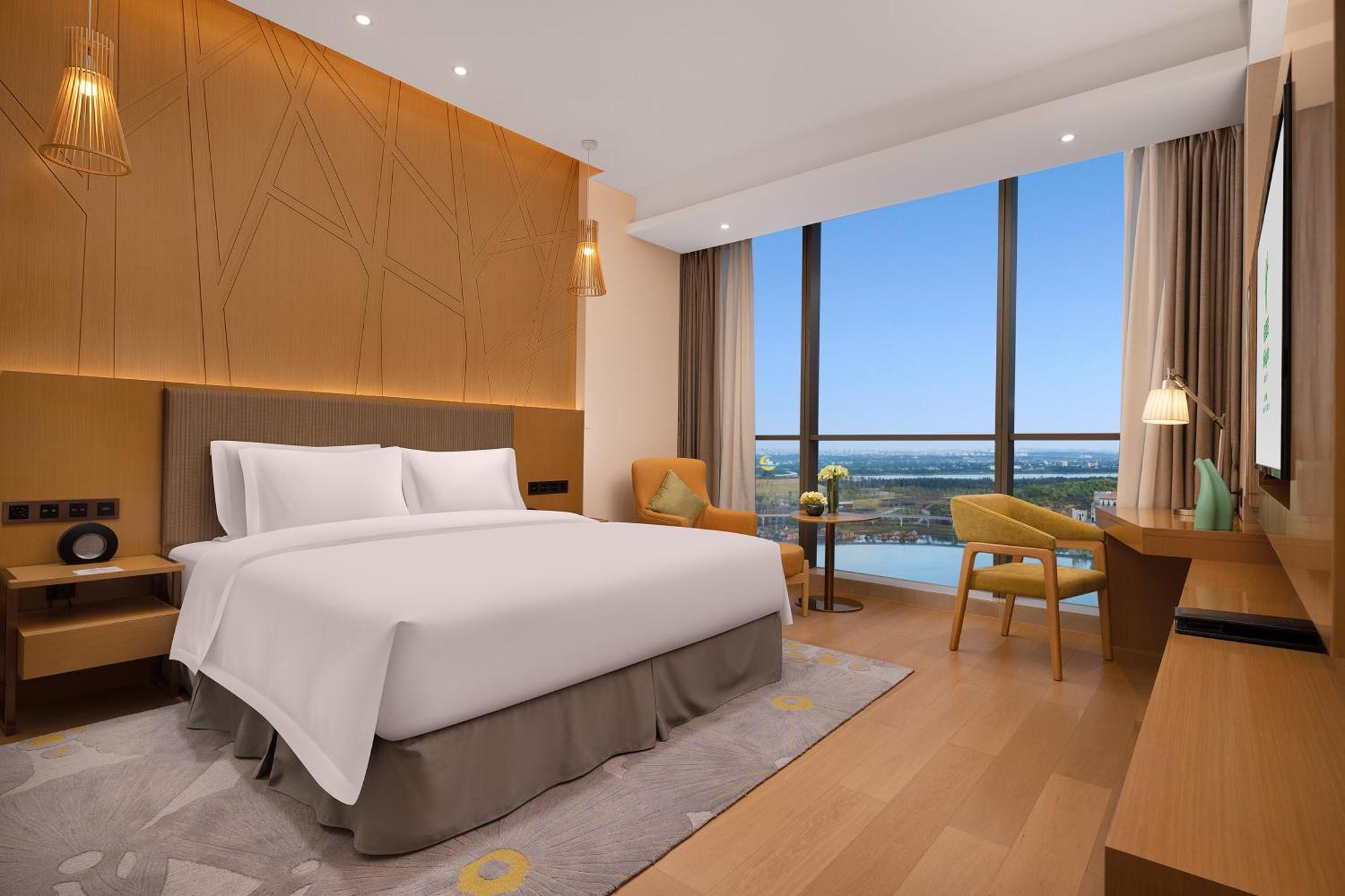 Holiday Inn Changsha Dawangshan By Ihg Exterior photo